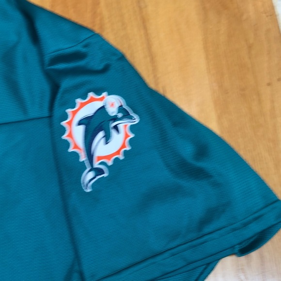 $10 Miami Dolphins Team Jersey - Picture 5 of 8